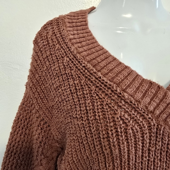 American Eagle - Rust V-Neck Hand Knit Oversized Sweater Cotton - Picture 4 of 15